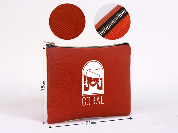 Personalized Clutch Bag – Custom Makeup & Bridesmaid Zip Pouch — print detail | Pamusan