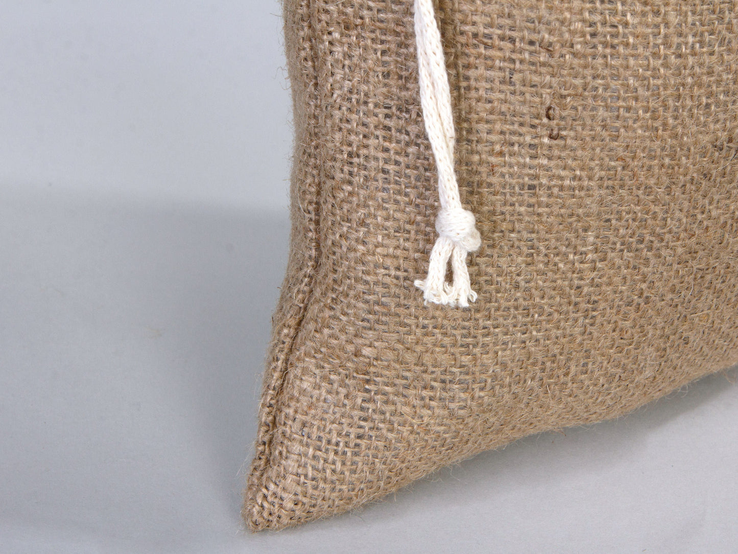 Burlap Bags 10"W x 14"H (25 x 35 cm) - Coffee Bag -  Burlap Bags With Drawstring - 100% Natural Jute Bags - Jute Drawstring Gift Bags