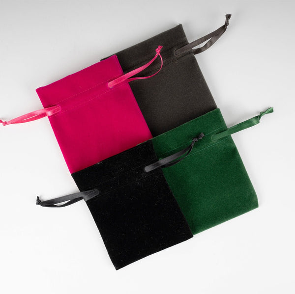 New Year Velvet Drawstring Pouch 4" × 5" (10 × 13 cm) – Printed Holiday Gift - Pamusan.com