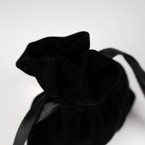 Personalized Velvet Rose Drawstring Pouch – Black – 4" × 5" (10 × 13 cm) - Pamusan.com