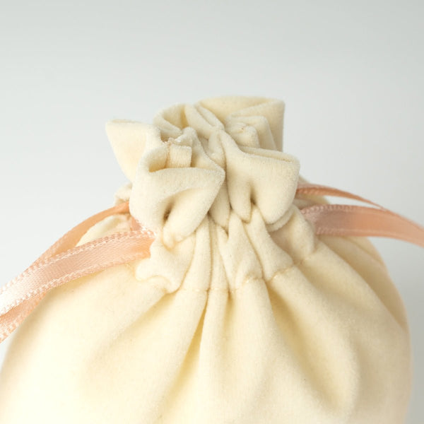 Velvet Rose Drawstring Pouch with Blush Pink Ribbon – 4" × 5" (10 × 13 cm) - Pamusan.com