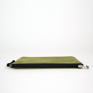Zippered Clutch Bag – Green – 10" × 7" (25 × 18 cm) - 10 oz - Pamusan.com